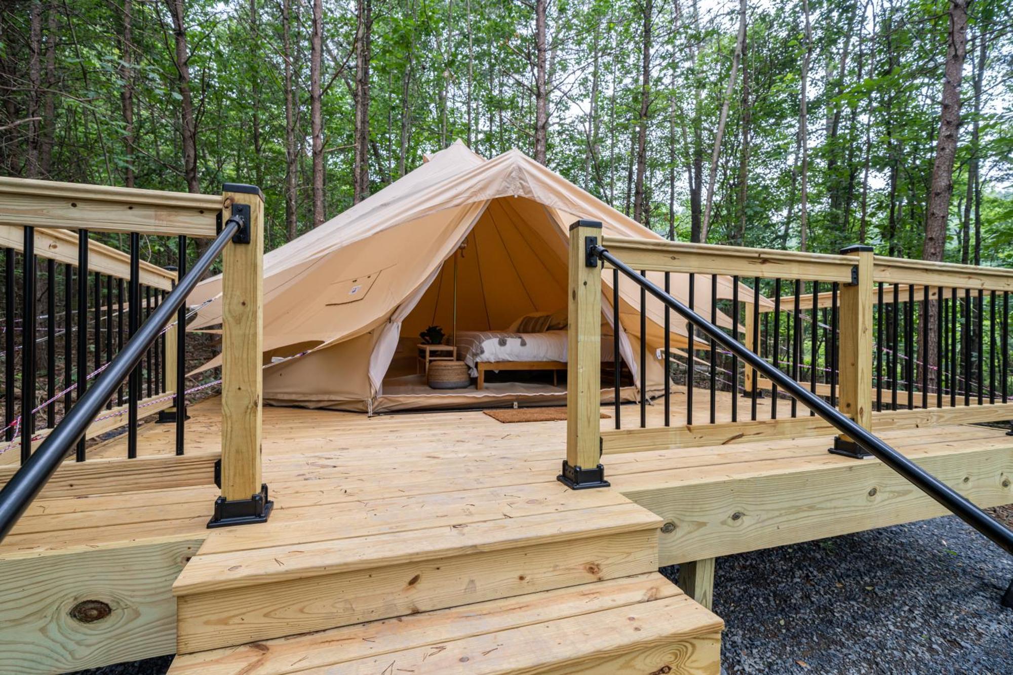 Firefly Ridge Luxury Retreat Hotel Great Cacapon Buitenkant foto