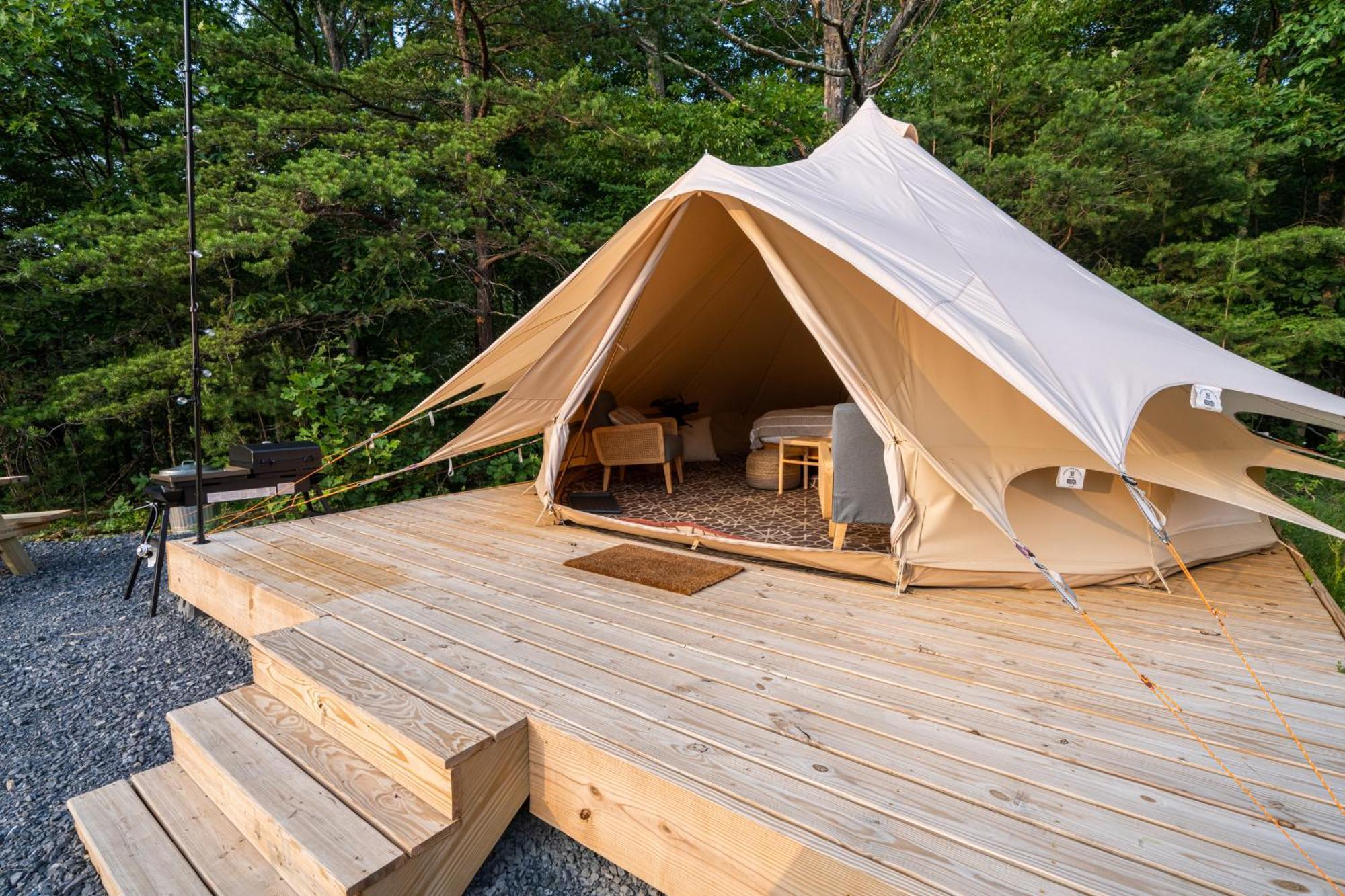 Firefly Ridge Luxury Retreat Hotel Great Cacapon Buitenkant foto
